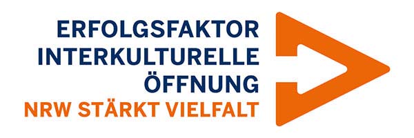 Logo mit der Aufschrift Erfolgsfaktor Interkulturelle Öffnung NRW stärkt Vielfalt